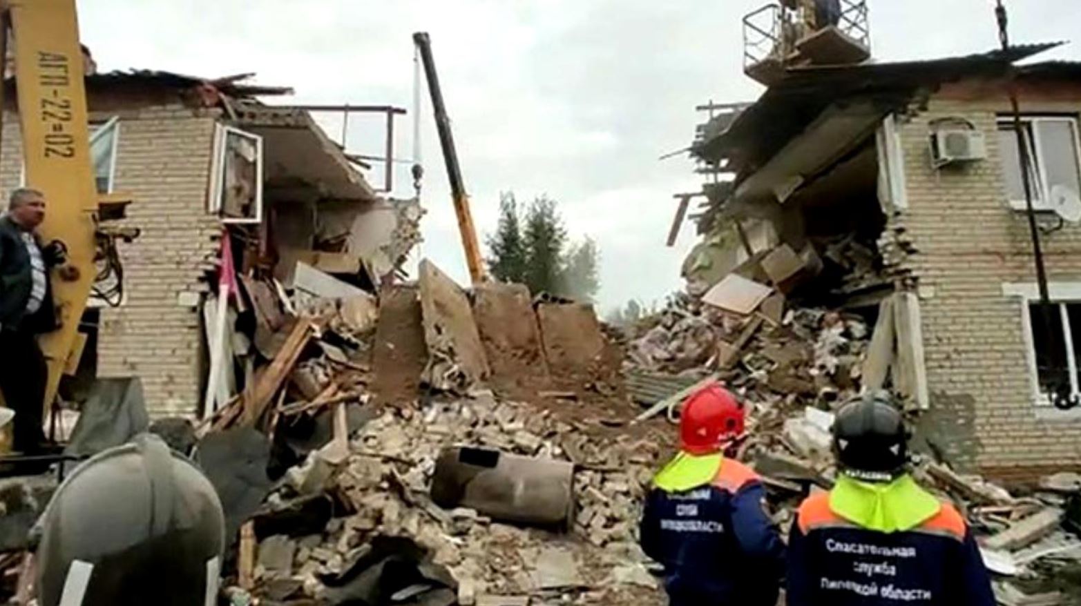 Trei oameni au murit, inclusiv un copil de 11 ani, după o explozie în Rusia