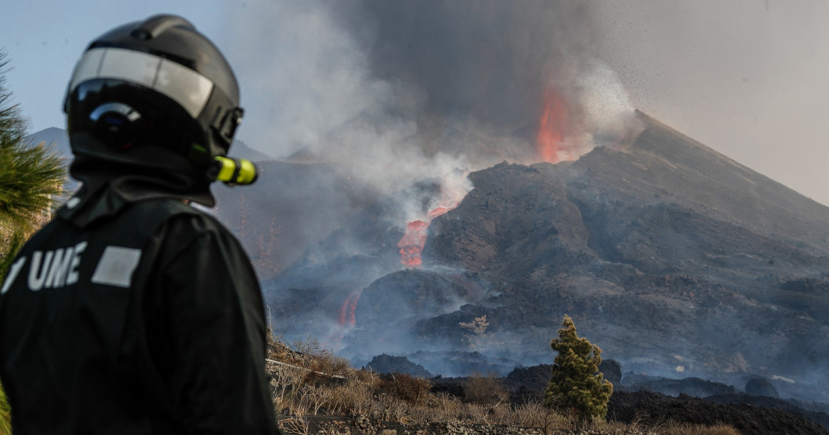 Un nor de dioxid de sulf emanat de vulcanul de pe insula La Palma a ajuns în Portugalia