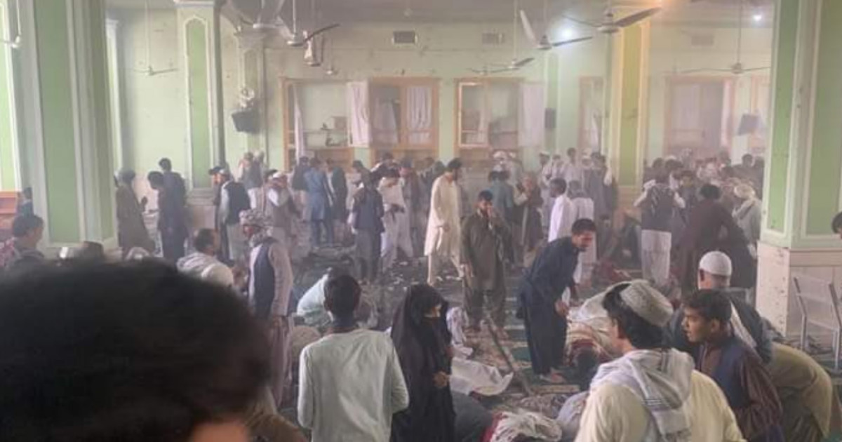Explozie puternică într-o moschee șiită din Kandahar, Afganistan. Martorii spun că sunt mai multe victime