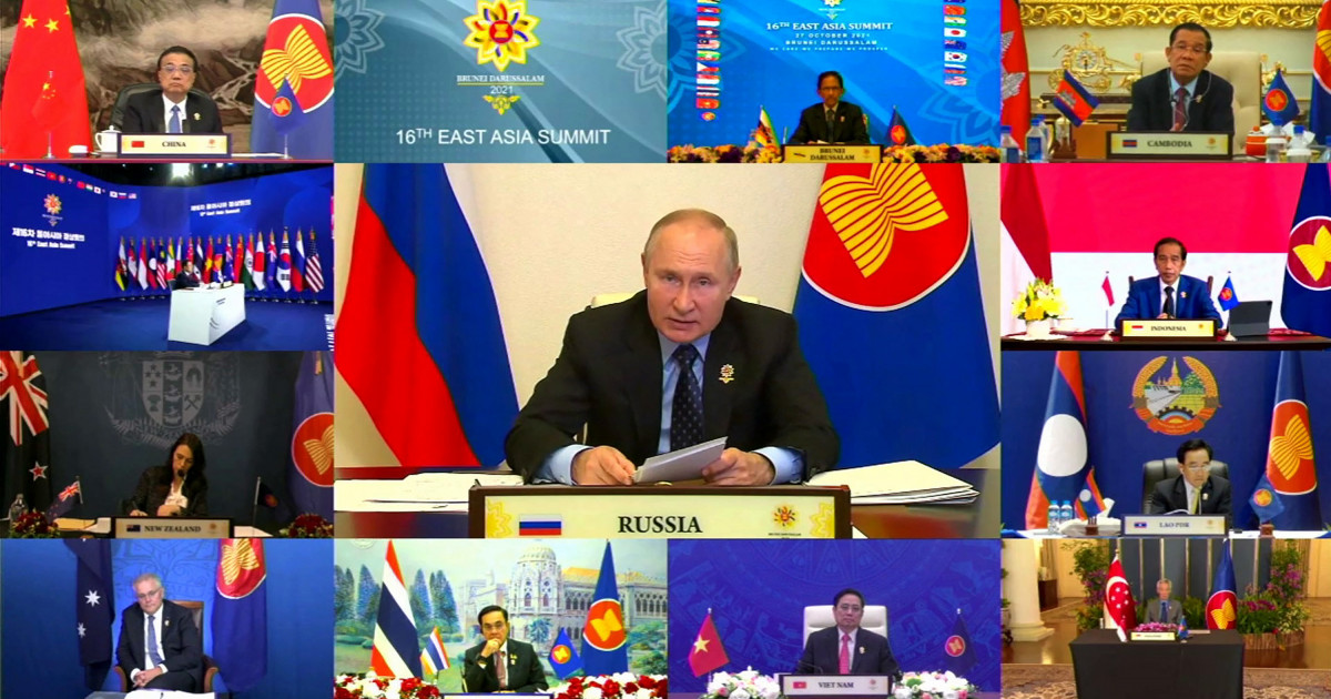 Vladimir Putin susține că există riscul unei curse a înarmărilor în Asia