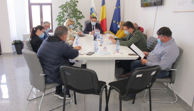 Mihai Lupu, întâlnire cu primarii din șapte localități ale județului Constanța