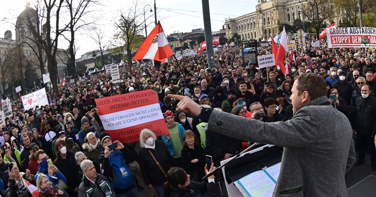 Proteste în Austria și Olanda față de restricțiile impuse din cauza unui nou val al pandemiei de coronavirus