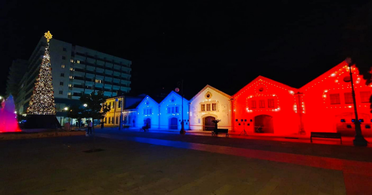 Cum s-a văzut România, din Cipru, pe 1 Decembrie: Clădiri importante din trei mari orașe au fost iluminate în roșu, galben și albastru