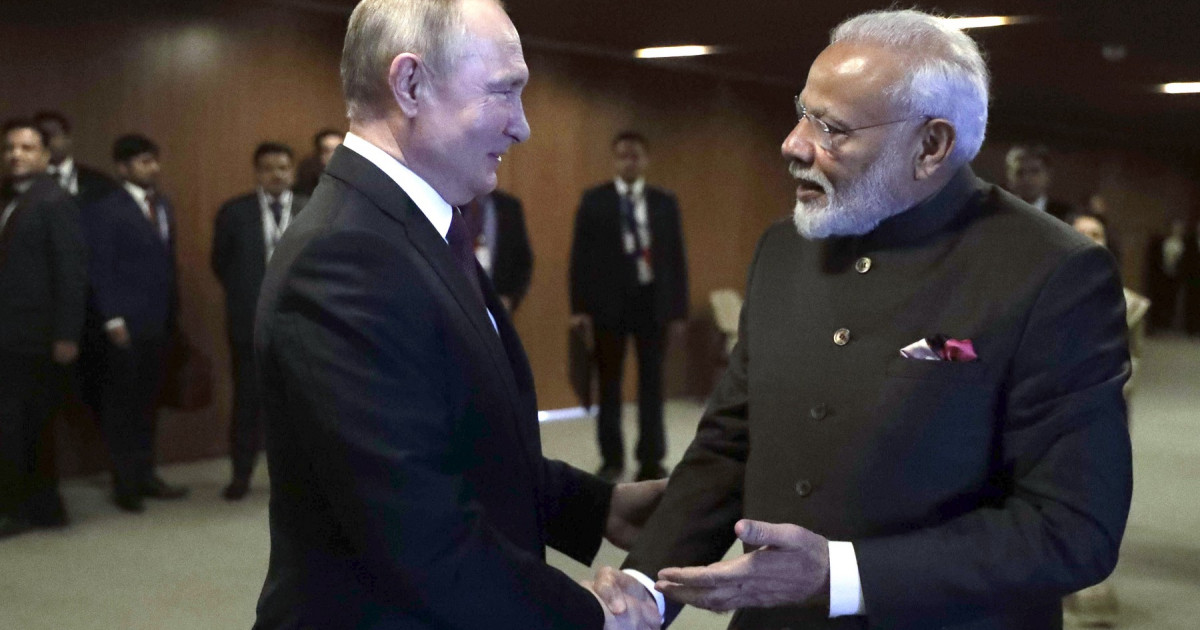 Putin se întâlnește cu premierul indian Narendra Modi. Ce înseamnă vizita președintelui rus în India pentru politica mondială