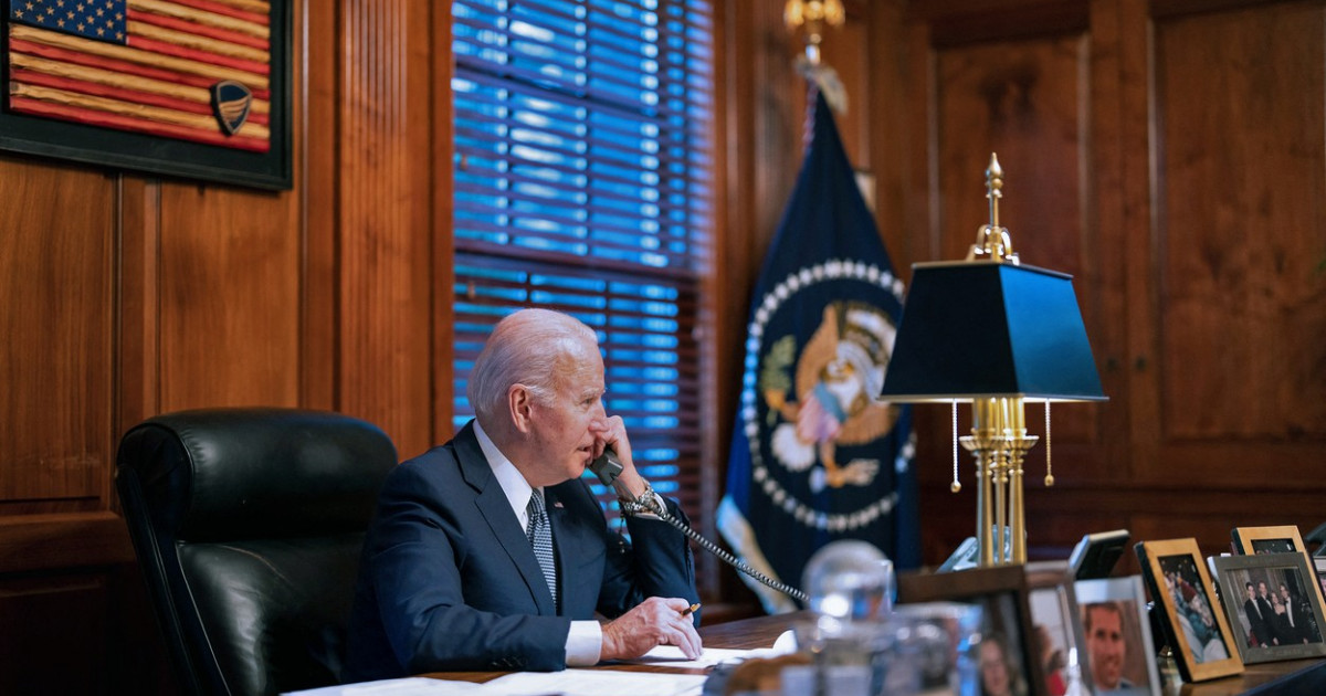 UPDATE. Joe Biden și Vladimir Putin au discutat aproape o oră la telefon