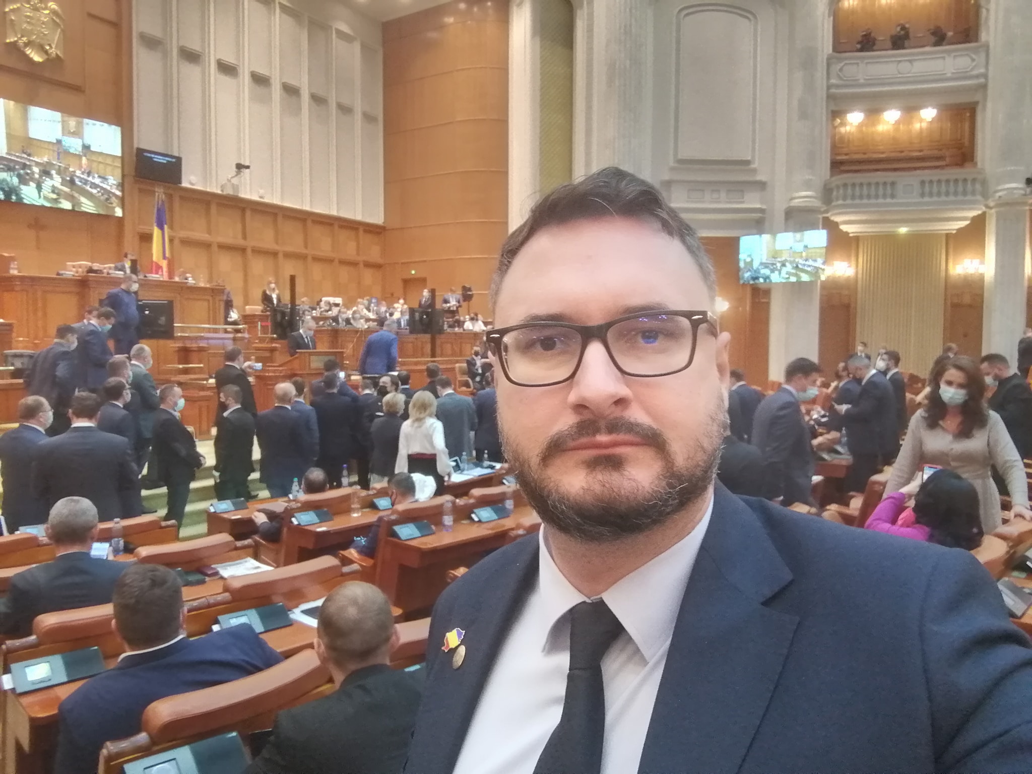 Dan Tanasă(AUR) – întrebare către ministrul Mediului: “Care sunt proiectele energetice finanțate de Ungaria în România?”