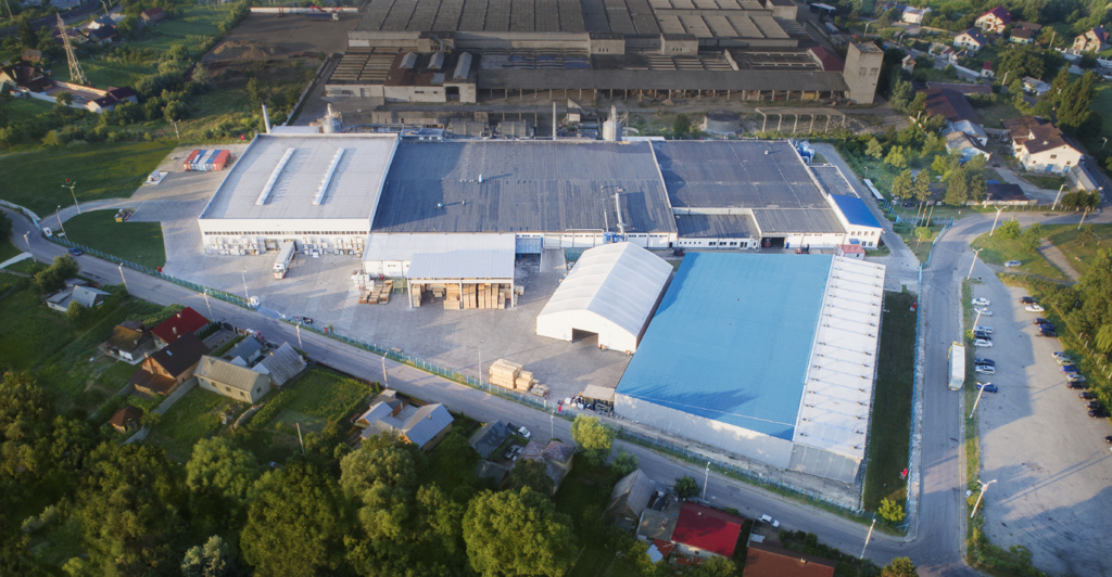HS Timber Productions închide o fabrică de cherestea în România. Motivele invocate pentru reducerea cu 30% a activității în toată țara