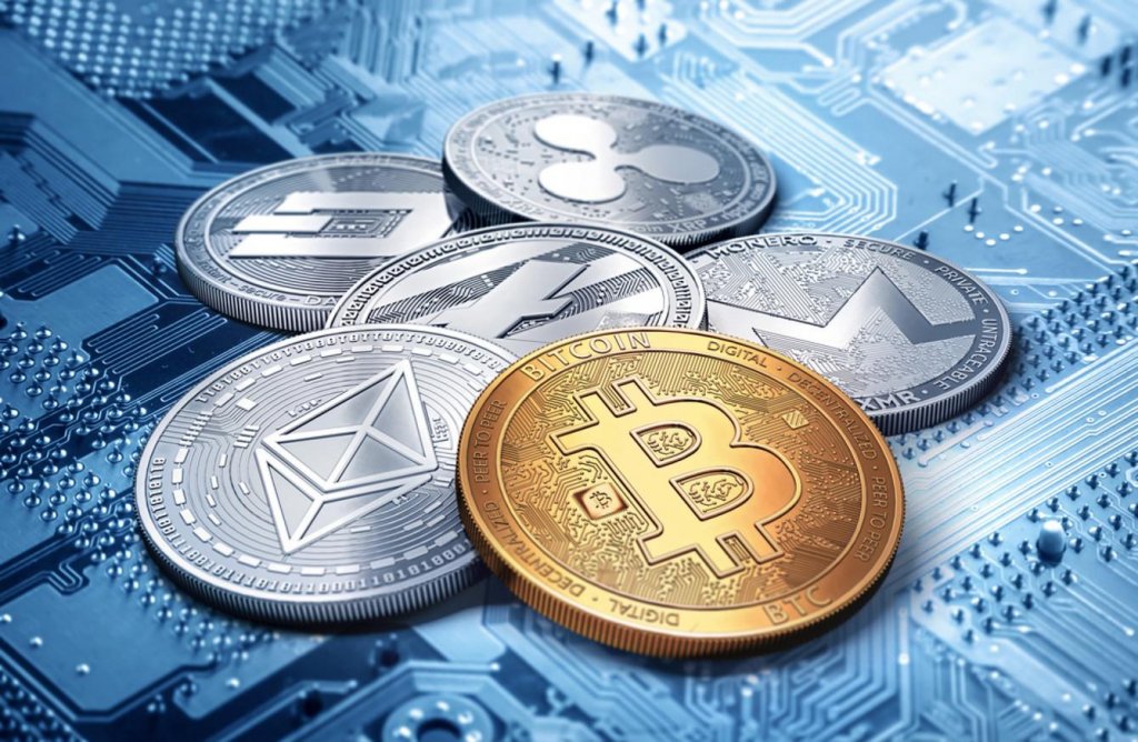 Cripto „cu de toate”. Trump Coin, fără legătură cu fostul președinte SUA, sau Garlicoin, „conectat” la pâinea cu usturoi, printre cele mai absurde nume de monede virtuale