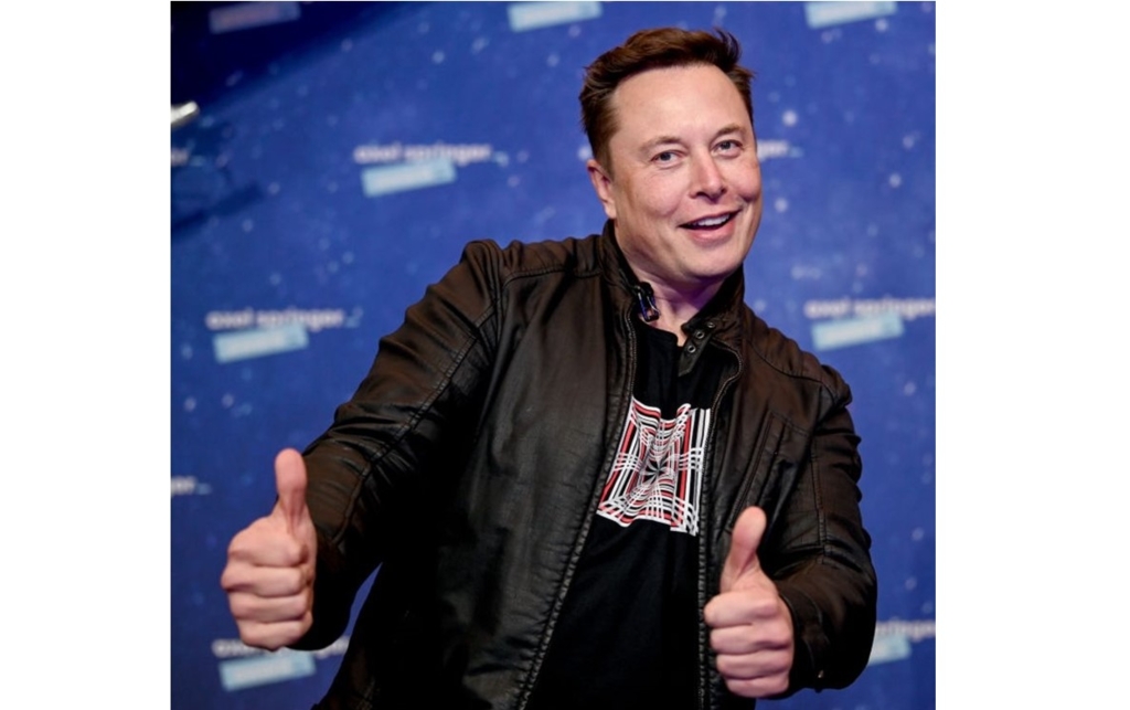 Dedesubturile donației de miliarde făcută de Elon Musk către o organizație de caritate. ”Beneficiul său fiscal ar fi uriaş”