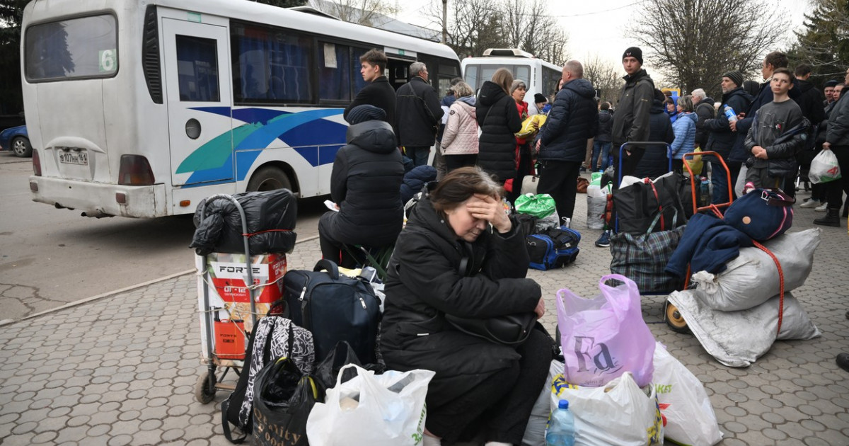 Unde ajung trenurile cu ucrainenii deportați în Rusia și ce se întâmplă cu ei după ce scapă din ruinele orașului Mariupol