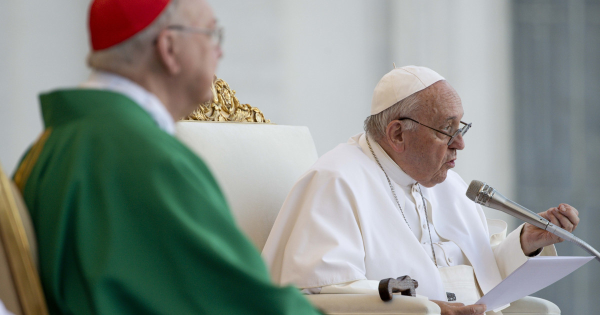 Papa Francisc: „Mulţi tineri nu au curajul să se căsătorească”