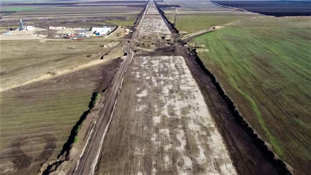 Cum arată șantierul celei mai moderne autostrăzi proiectate în România: “2023 este decisiv pentru acest tronson” VIDEO