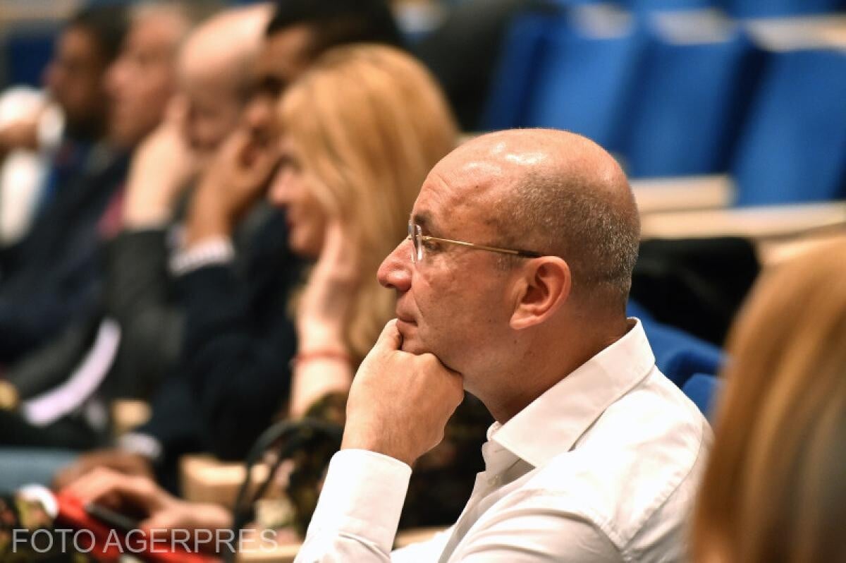 Cozmin Gușă: „Sunt două ministere ignorate, deși reprezintă cartea de vizită a României”. Chirieac: „Ar fi știut de noi întreaga planetă” / video