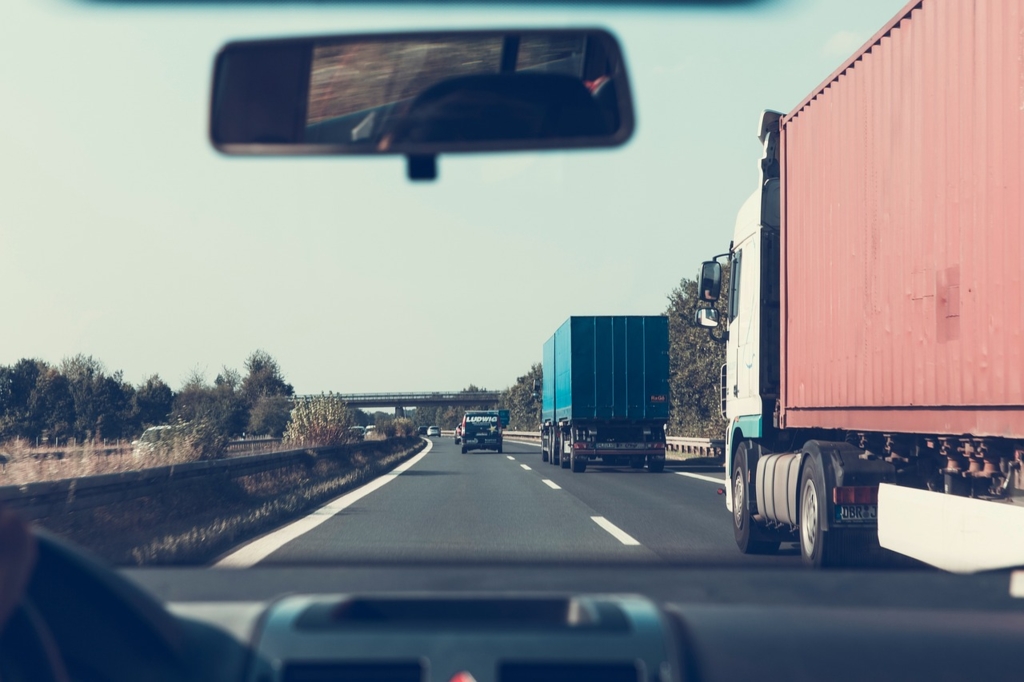 România, țara din UE cu cea mai mare creștere a exporturilor extra-comunitare. Cum stăm la importuri