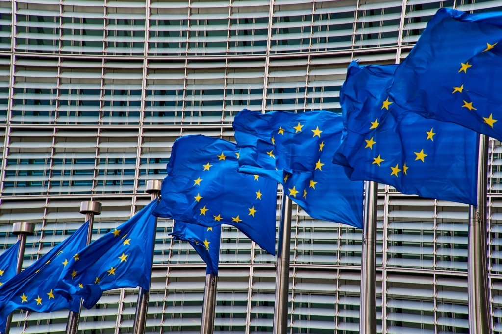 Mediul de afaceri european, în declin. Țările care pot aduce UE în prag de recesiune SONDAJ