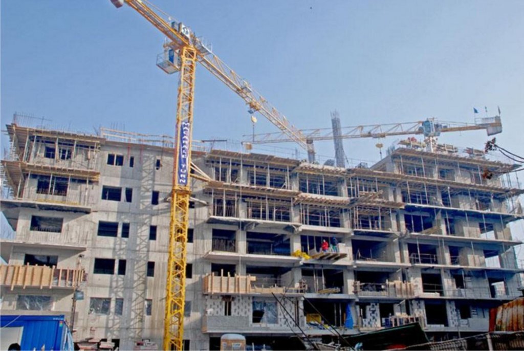 Numărul autorizațiilor de construire a scăzut cu aproape 25% în prima jumătate a anului, față de aceeași perioadă din 2022