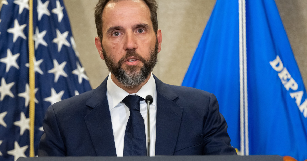 Cine este Jack Smith, procurorul despre care Trump spune că e „un nebun” și „un dezaxat”
