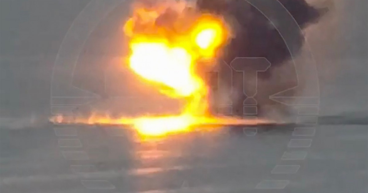Nava rusă de război avariată avea la bord 100 de militari. A fost lovită de o dronă ucraineană cu 450 de kg de explozibil