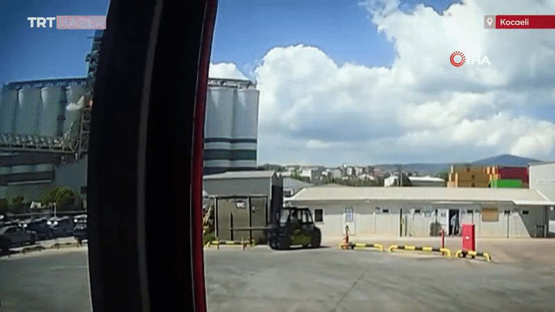 Explozie în Turcia. Silozuri cu cereale din apropierea unui port au fost distruse