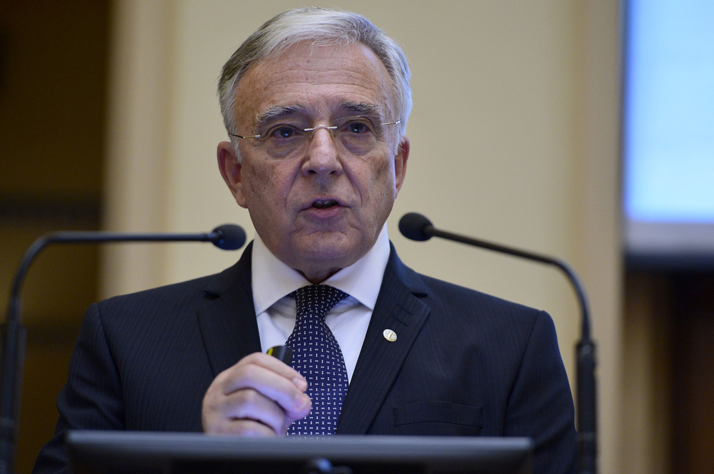 BNR: Rata anuală a inflaţiei va coborî la nivelul de o cifră în debutul trimestrului III din 2023. Descreștere prognozată pentru următorii doi ani