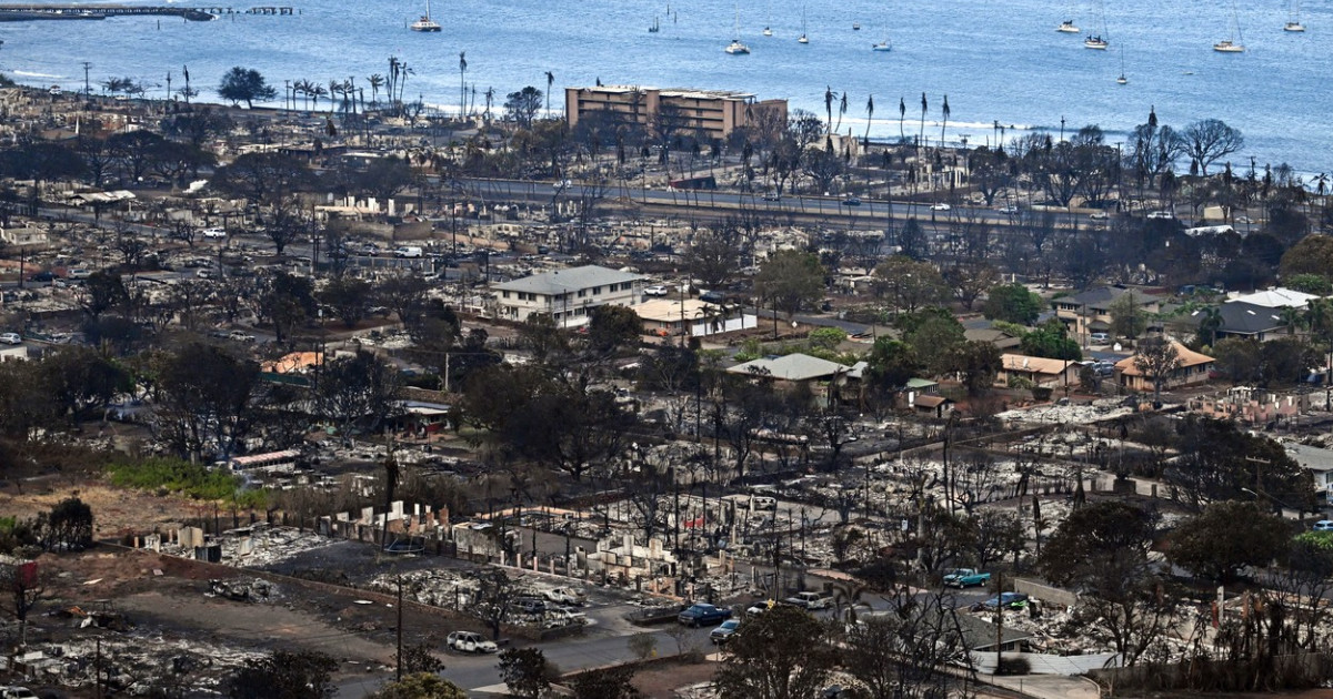 „Sărim în ocean sau ardem”. Localnicii spun că în Hawaii este „Iadul pe pământ”, din cauza incendiilor care ard necontrolat