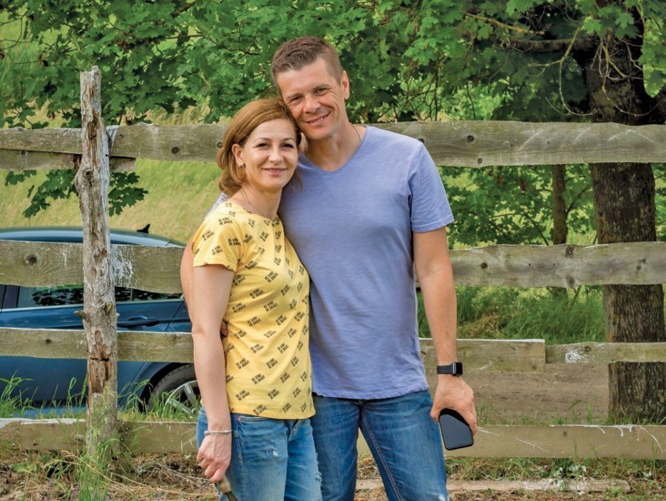 „Suntem o familie de foşti corporatişti din Cluj”. S-au întors la viața agricolă