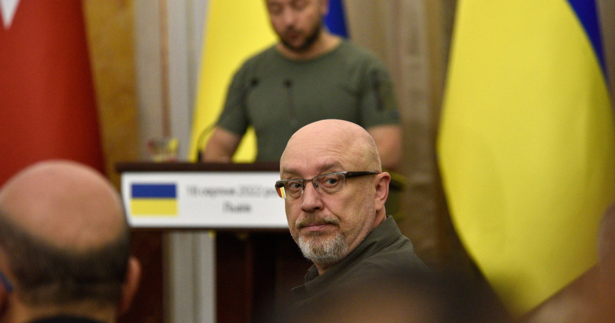 Presa ucraineană: Zelenski îl va demite „în curând” pe ministrul apărării Oleksii Reznikov. Care e motivul